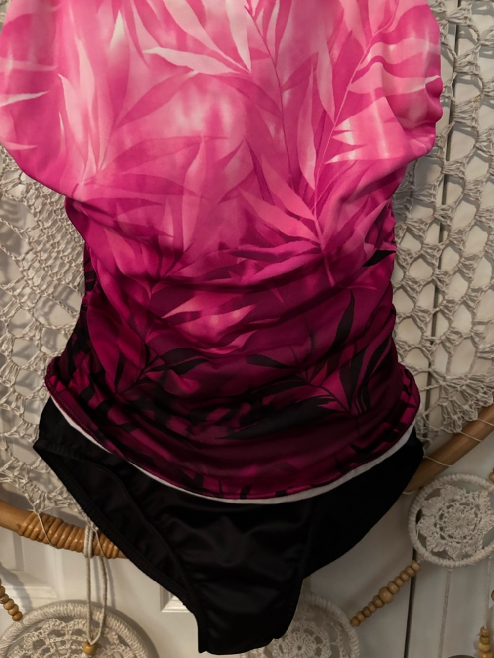 Miracle suit Pink leaf Size 8L One Piece A0336 - Picture 2 of 7